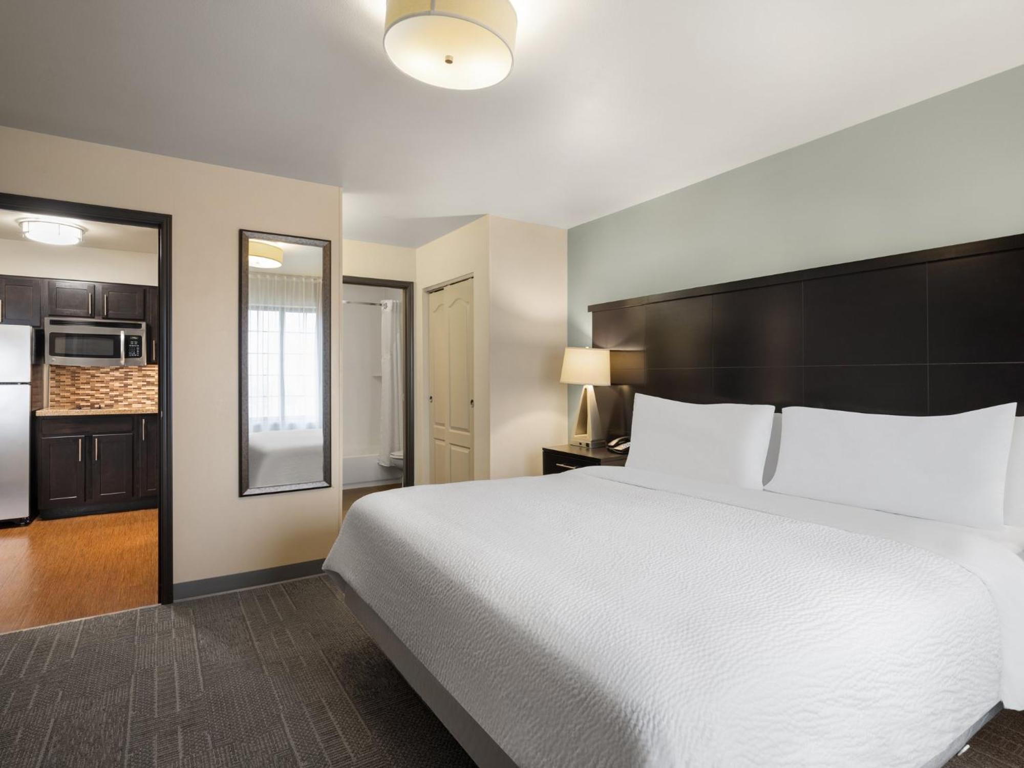 Staybridge By Ihg Hotel Midvale
