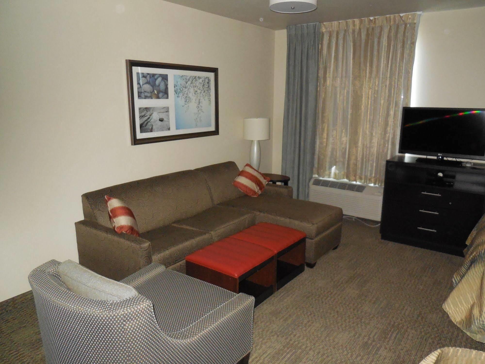 Staybridge By Ihg Hotel